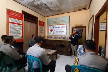 Gandeng Puskesmas, Polsek Sumbawa gelar pelatihan tracer sukseskan Kampung Sehat