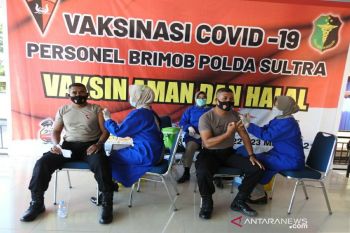 Sebanyak 24.506 petugas publik di Sultra telah divaksinasi COVID-19