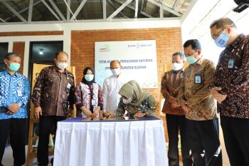 Bupati Sleman meresmikan Bangsal Titik Kumpul SayurPetani Hortikultura