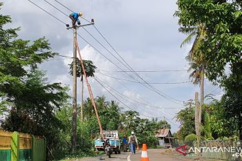 PLN Sulselrabar jamin pasokan listrik aman selama Ramadhan 1442 H