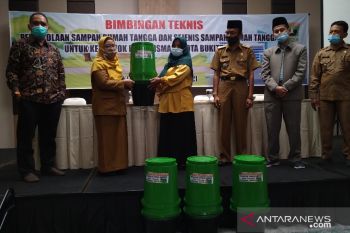 DLH Sumbar bimbing warga Bukittinggi olah sampah rumah tangga