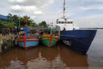 KKP tangkap lima KM nelayan asing curi ikan di perairan Natuna