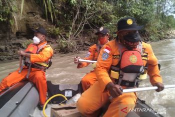 Tim SAR Timika belum temukan pemancing ikan terseret arus sungai