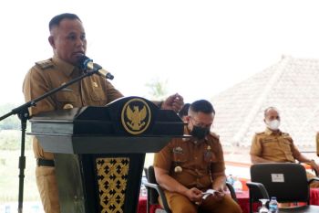 Bupati Lampung Selatan ingatkan masyarakat terapkan prokes saat Shalat Tarawih