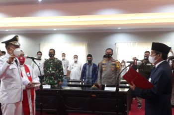 Gubernur Sulteng dorong Bupati Morowali Utara optimalkan vaksinasi COVID-19