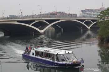 3 tewas, 14 hilang setelah dua kapal wisata terbalik di Sungai Liuchong China