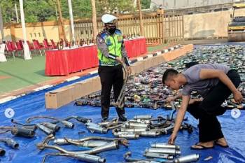 Polres Tangsel hancurkan ratusan knalpot bising