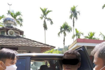 Dua orang tersangka beserta sisik tregiling telah ditahan di Polda Sumbar