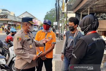 Forkompimda Banyumas pantau pelaksanaan prokes di pusat  perbelanjaan