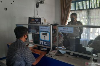 Kurangi kerumunan di pandemi COVID-19, Polisi Padang Pariaman luncurkan perpanjangan SIM dari rumah dengan ini