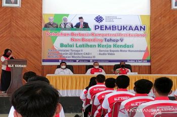 BLK Kendari latih 80 siswa miliki keterampilan kerja