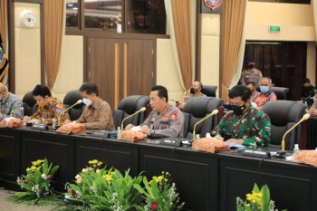 Kapolri ingatkan keselamatan rakyat hukum tertinggi amankan  Idul Fitri