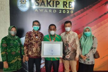 Kemenpan beri penghargaan evaluasi SAKIP kepada Pemkot Palu