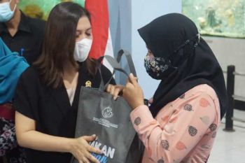 Perangi tengkes, anggota DPR RI safari gemarikan perangi di Magelang