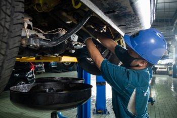 Kenali penyebab mesin mobil mati secara tiba-tiba