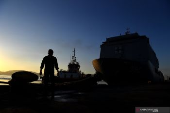 Evakuasi KRI Nanggala-402  gunakan kapal SKK Migas