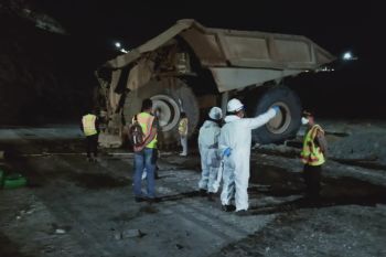 Tabrak tanggul dan jatuh dari ketinggian 45 meter, operator kendaraan di Sumbawa Barat tewas