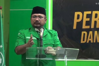 Menag Yaqut ajak masyarakat "melangitkan doa" untuk awak KRI Nanggala-402
