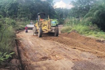 CV MJM berpartisipasi merawat jalan eks Pertamina