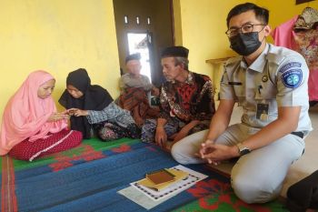 Jasa Raharja Pekalongan serahkan santunan tiga korban kecelakaan