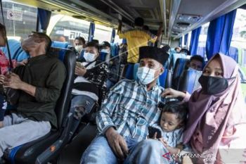 Mudik Awal Di Terminal Kalideres