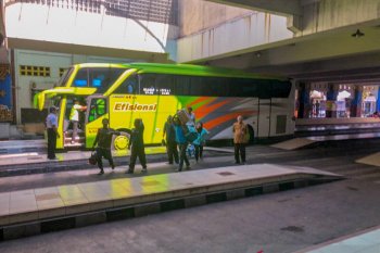 Terminal Giwangan tetap beroperasi saat larangan mudik