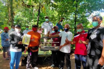 AQUA Mambal peringati Hari Bumi dengan budidaya Jalak Bali