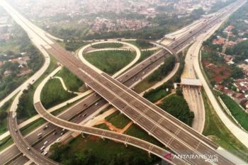 Target Kementerian PUPR 19 ruas tol baru tuntas 2021
