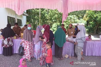 Barang kebutuhan pokok ini di jual murah di Bazar Pemkab Agam