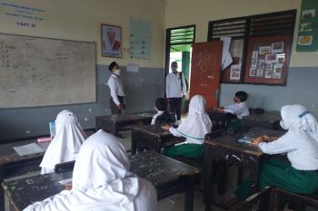 Disdik Mataram menutup sekolah jika ditemukan kasus positif COVID-19