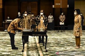 Menteri Keuangan Sri Mulyani lantik 9 pejabat di lingkungan DJPb dan PKN STAN