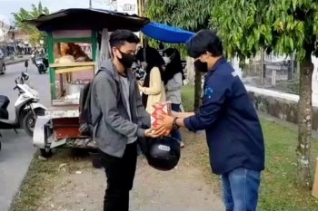 Takjil yang bisa ditukar dengan sampah