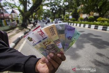 Jasa Penukaran Uang Pecahan Baru