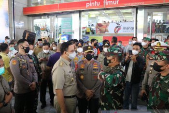 100 ribu lebih orang kunjungi Pasar Tanah Abang