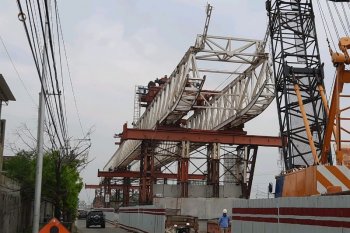 Ministry builds access road to support Ahmad Yani Airport operation