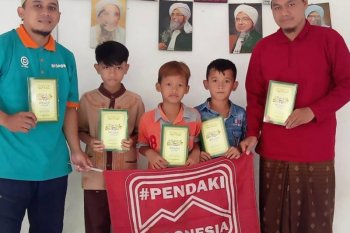 Facebook dukung Pendaki Indonesia bagikan inspirasi melalui sedekah