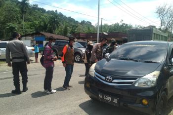 Khawatir diintervensi, Bupati Limapuluh Kota harapkan posko penyekatan Sumbar-Riau dibantu Pemprov Sumbar