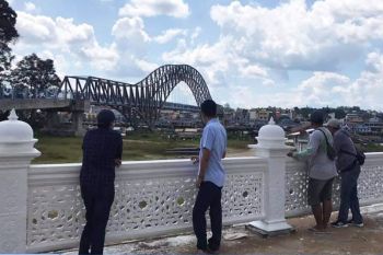 Pembangunan Islamic Center Barut dalam tahap penyelesaian akhir
