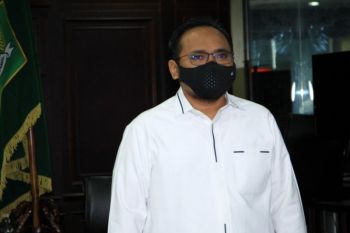 Menag Yaqut Cholil imbau penyaluran zakat jangan sampai timbulkan kerumunan