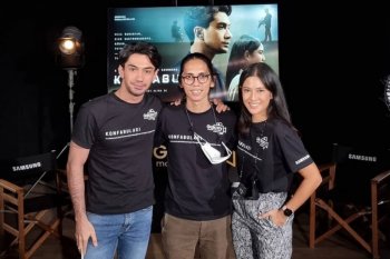 Dian Sastro dan Reza Rahadian syuting film bermodal ponsel