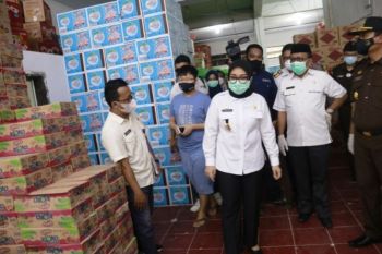 Bupati Mamuju jamin stok kebutuhan pokok aman jelang Lebaran