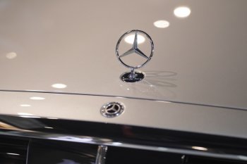Mercedes-Benz tarik CLA dan GLA karena masalah pada bagian rem