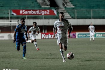 Bek PSS Aaron Evans pilih tak "mudik"  meski libur panjang