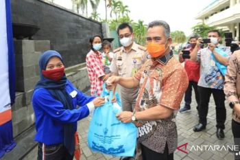 2,7 ton ikan disalurkan kepada warga Tarakan