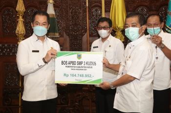 Pemerintah Kudus cairkan dana BOS triwulan pertama Rp10,76 miliar