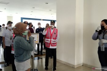 Menhub: Kasus COVID-19 di negara tetangga lebih parah  dari Indonesia