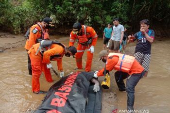 Warga terseret arus sungai di Bombana ditemukan meninggal dunia