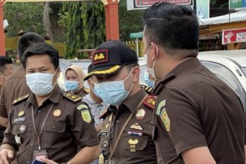 Kejari Kuansing periksa sopir Bupati