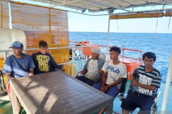 Lima nelayan dilaporkan hilang ditemukan dalam keadaan selamat di perairan Rote NTT