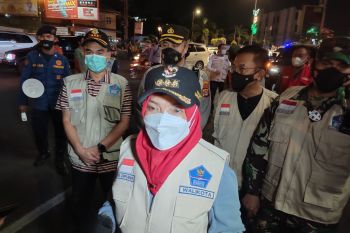 Wali Kota tinjau suasana Bandarlampung pada malam takbir